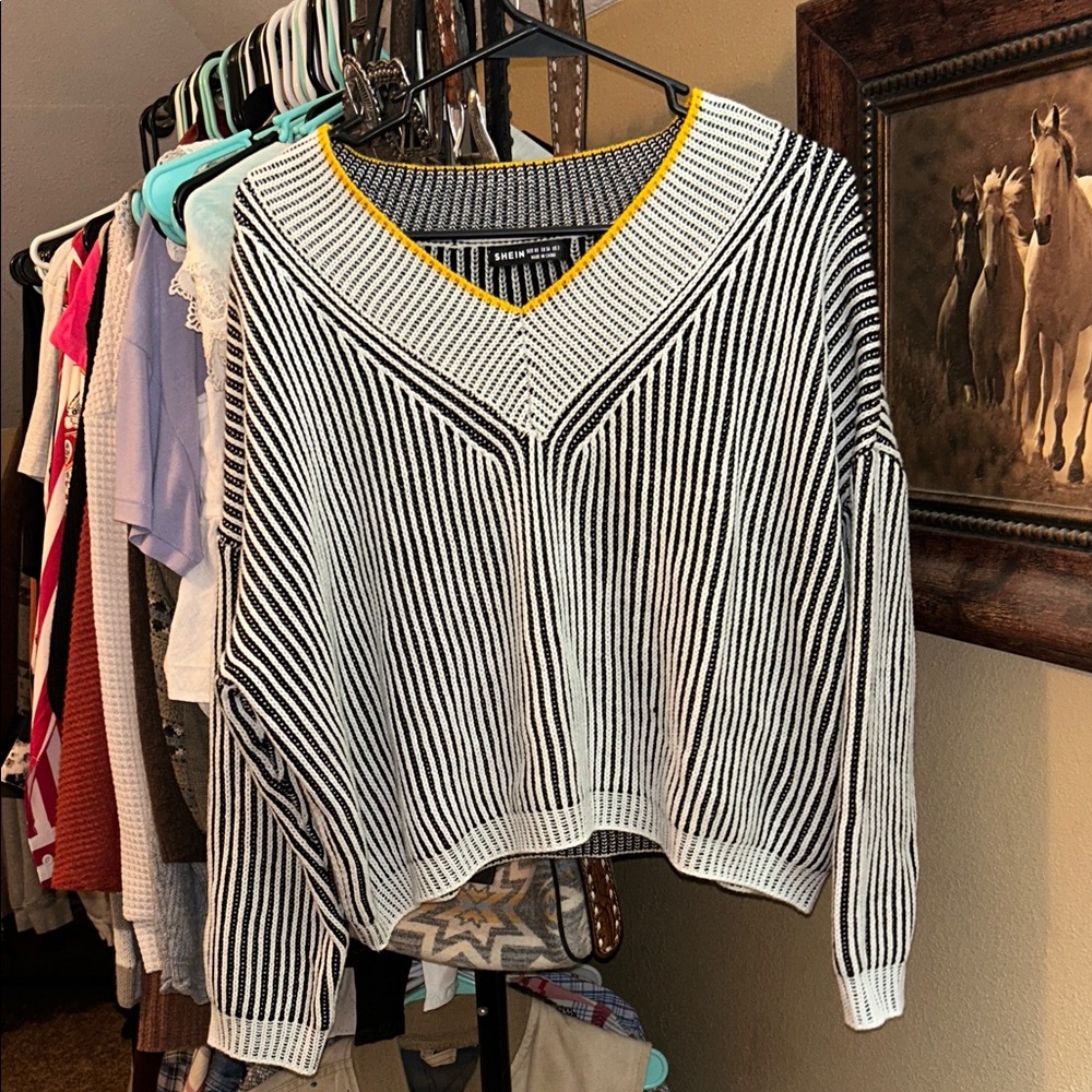 SHEIN Black and White V-Neck Sweater with Yellow Trim